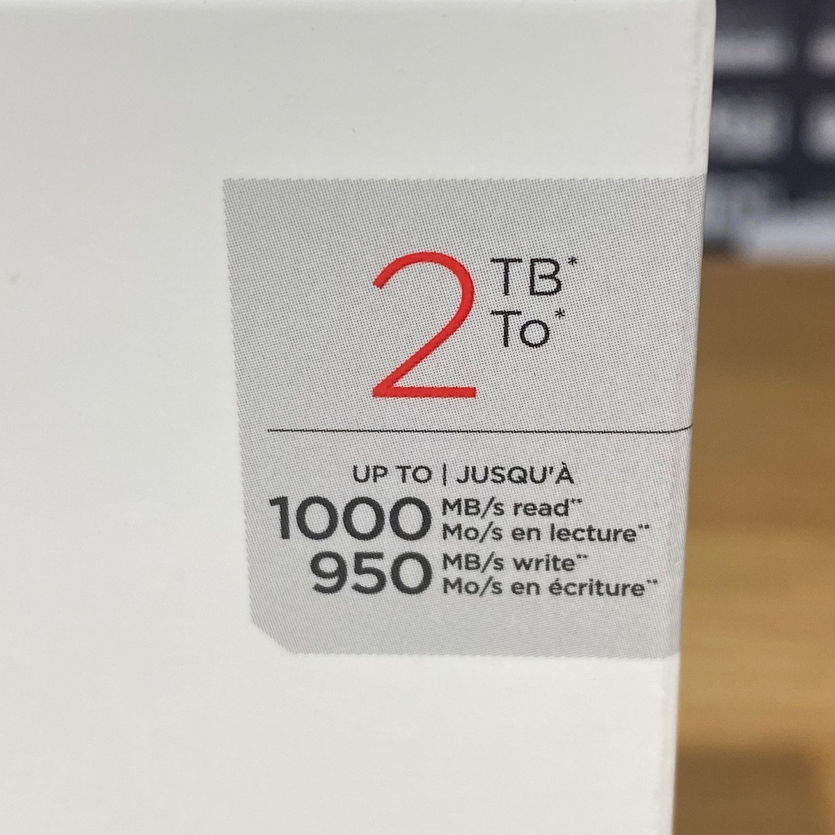 SanDisk Extreme® Portable SSD 2TB USB-C 3.2 iPhone iPad MacBook 100% Original HRQ12ZM/A 619659209469 SanDisk Extreme® Portable SSD 2TB USB-C 3.2 iPhone iPad MacBook 100% Original HRQ12ZM/A 619659209469