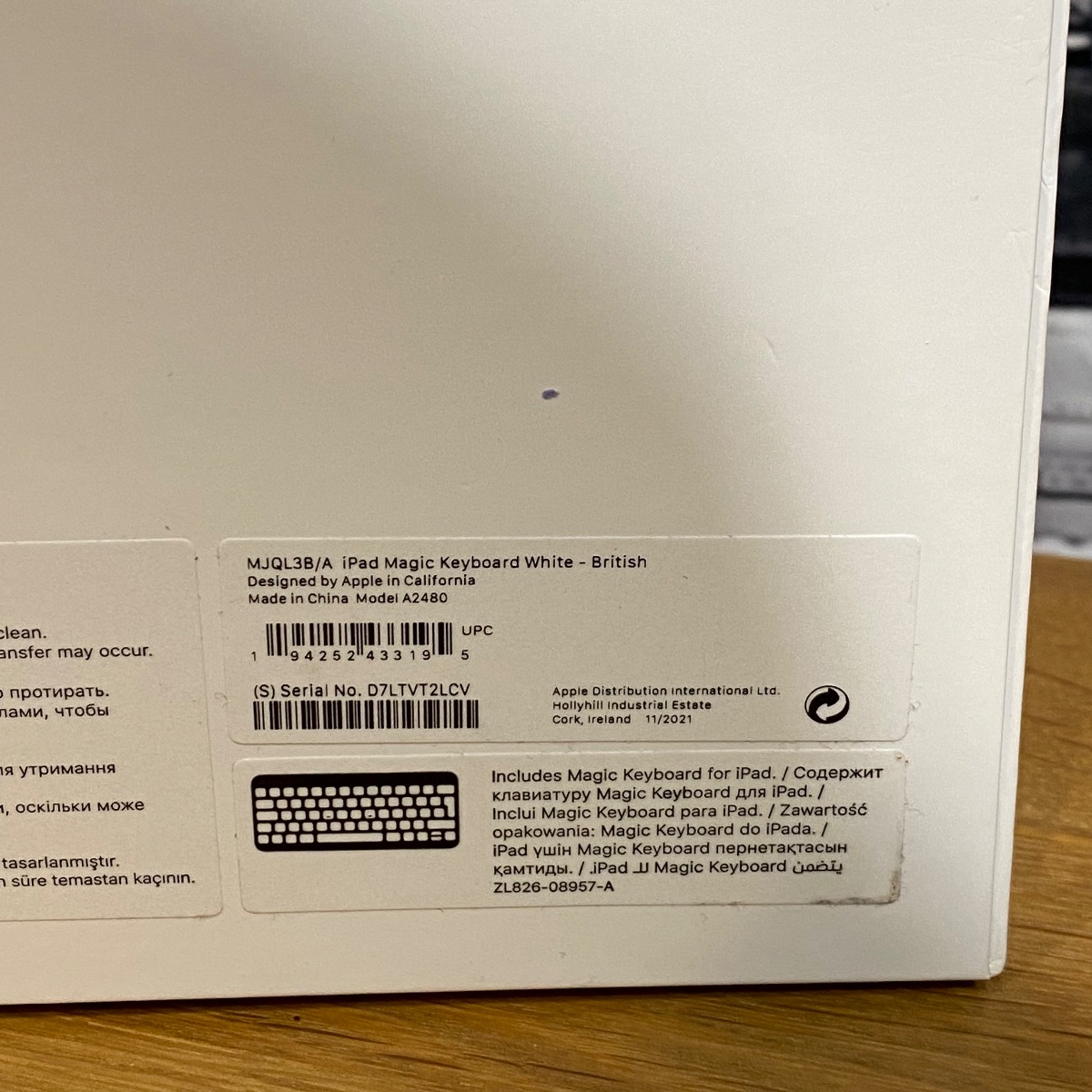 SINGLE REPLACEMENT KEY Apple Magic iPad Keyboard 12.9 White