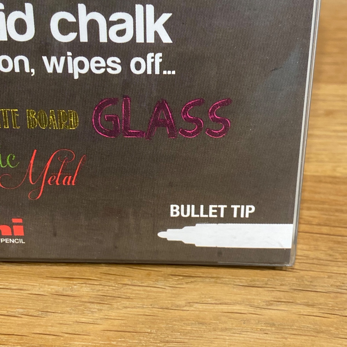 Uni-Ball Liquid Chalk Markers Bullet Tip Assorted Coulors PWE-5M (Set of 8) PWE5M 5012788046670 (Brand New)