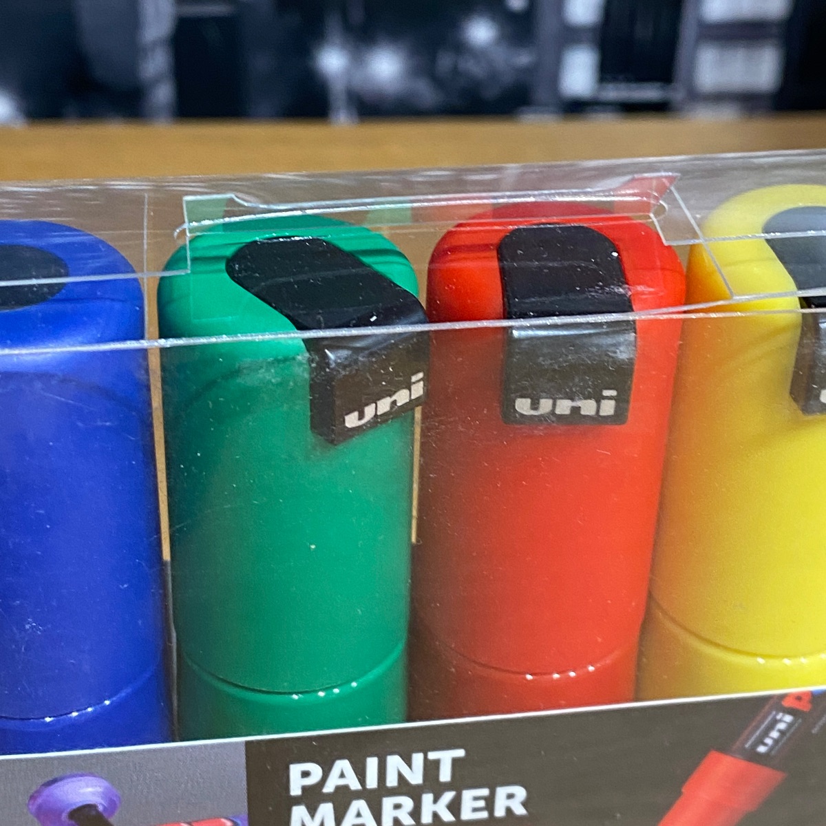 Uni Posca Paint Marker Pens 8mm Broad Chisel Standard Colours PC-8K (Set of 4) 153544136 5012788065671 (Brand New)