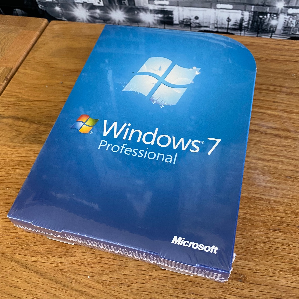 Windows 7 Professional 32/64-Bit DVD FQC-00133 100% Genuine UK Retail Sealed FQC-00133 882224883542 (Brand New)